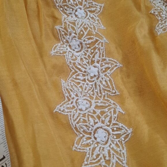 Soft Surroundings Yellow Embroidered Floral Beaded Boho Tassel Tunic Size Medium - Picture 9 of 9